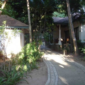 Samrong bay - Arayaburi resort