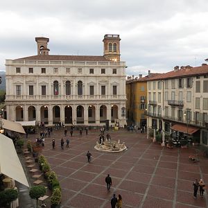 BERGAMO, CITTA ALTA, PIAZZA VECCHIA