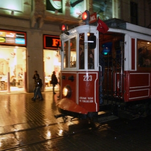 To τραμ στην Istiklal