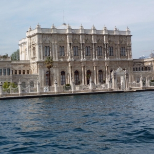 Dolmabahçe Sarayı