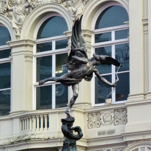 Piccadilly Circus