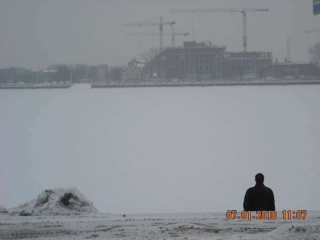Αγναντεύοντας τον παγωμένο Daugava