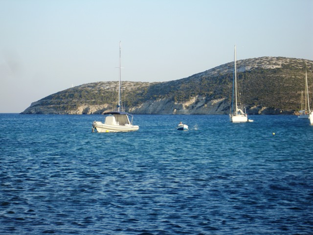 Αντίπαρος