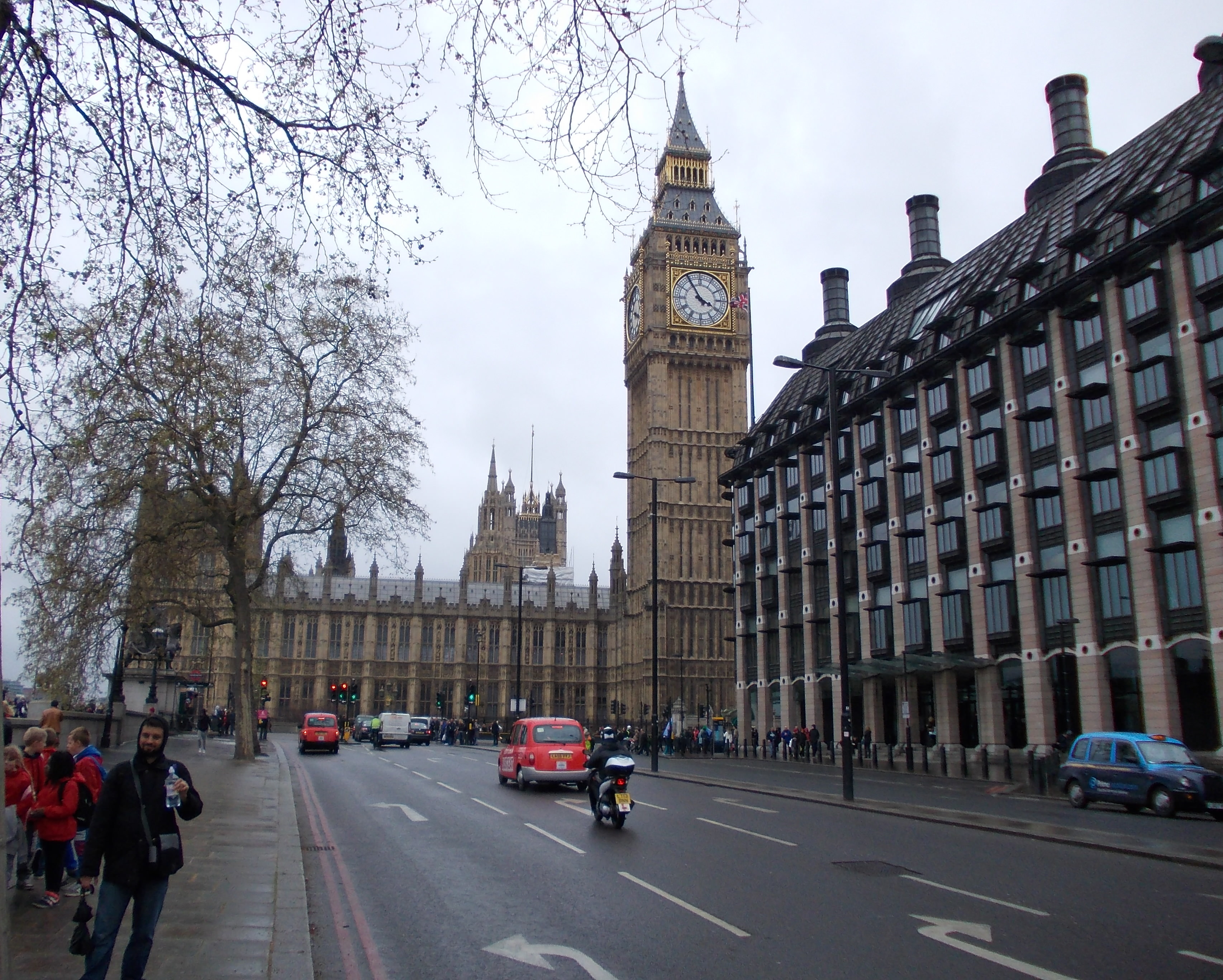 Από Victoria Embankment