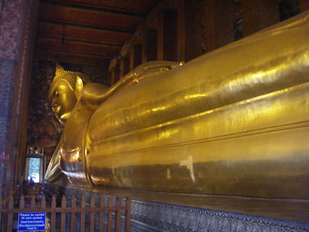 Γιγάντιος επιχρυσωμένος Βούδας στη Μπανγκόκ, πραγματικά τεράστιος!!