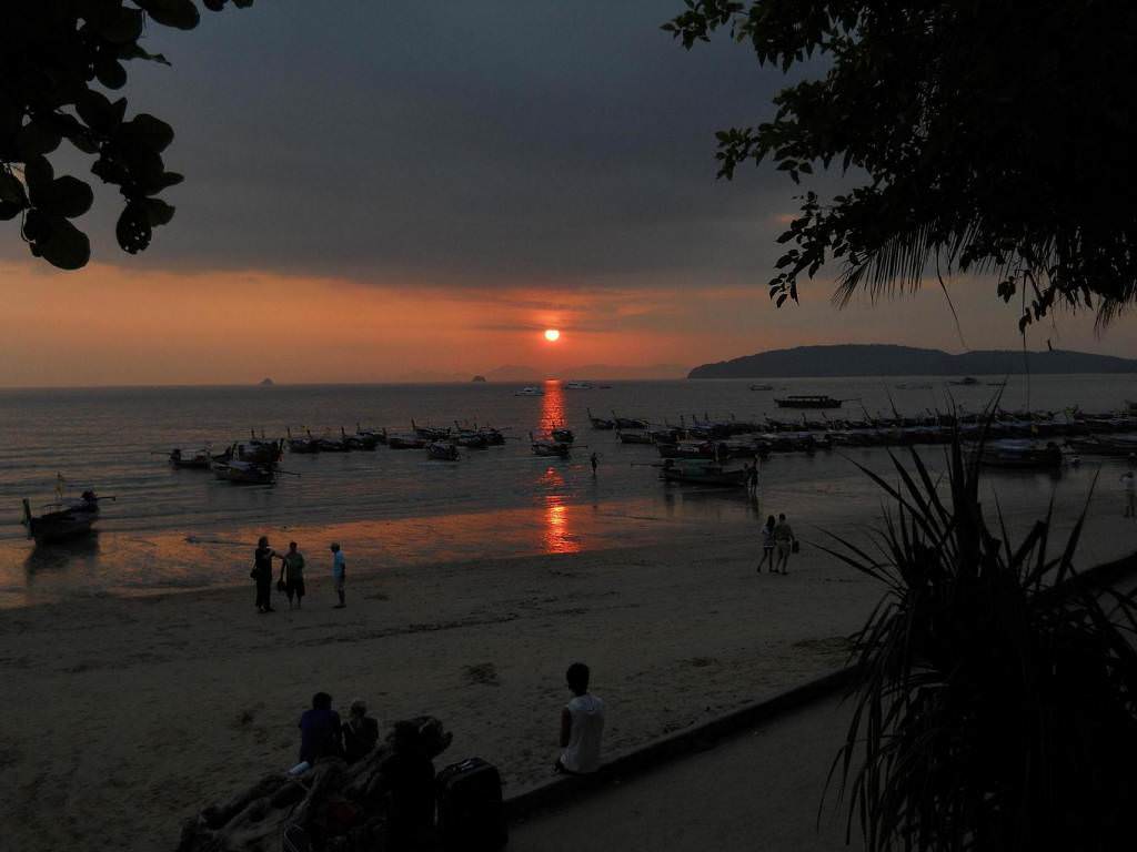 Ηλιοβασιλεμα στην Ταιλανδη...