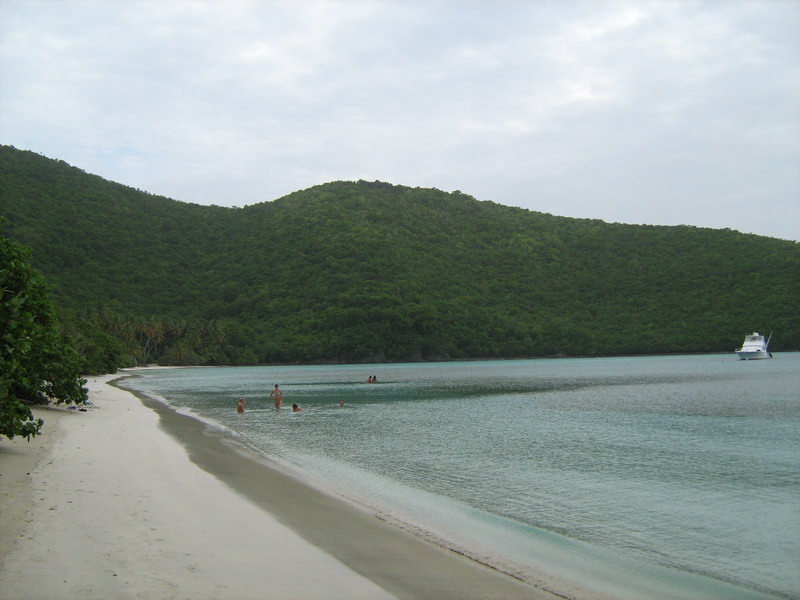 Θάλασσα γυαλί στη Maho Bay