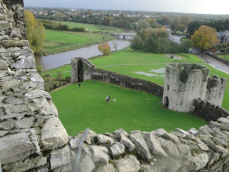 Θεα απο το καστρο του Τριμ
