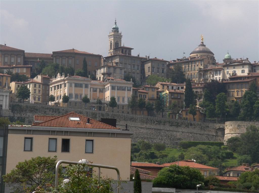 Θεα προς Bergamo Αlto...