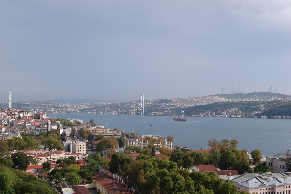 Κωνσταντινούπολη - θέα στο Βόσπορο από δωμάτιο του Swissotel