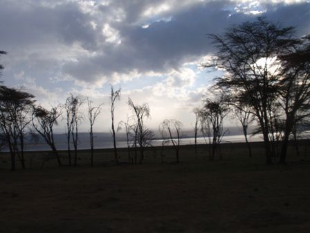 Λίμνη Νακούρου πριν το ηλιοβασίλεμα
