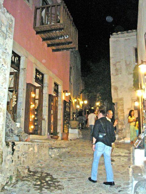 ΜΟΝΕΜΒΑΣΙΑ