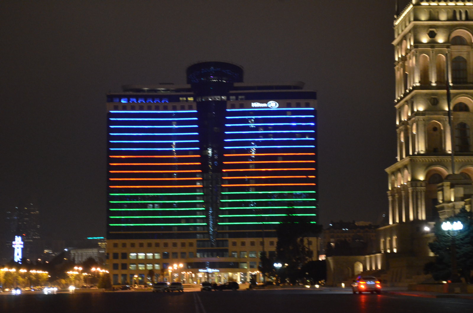 Μπακού by night