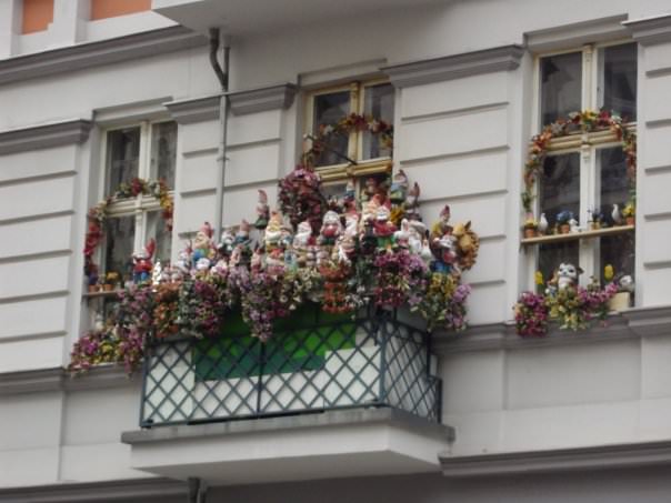 Οι μικροί νάνοι