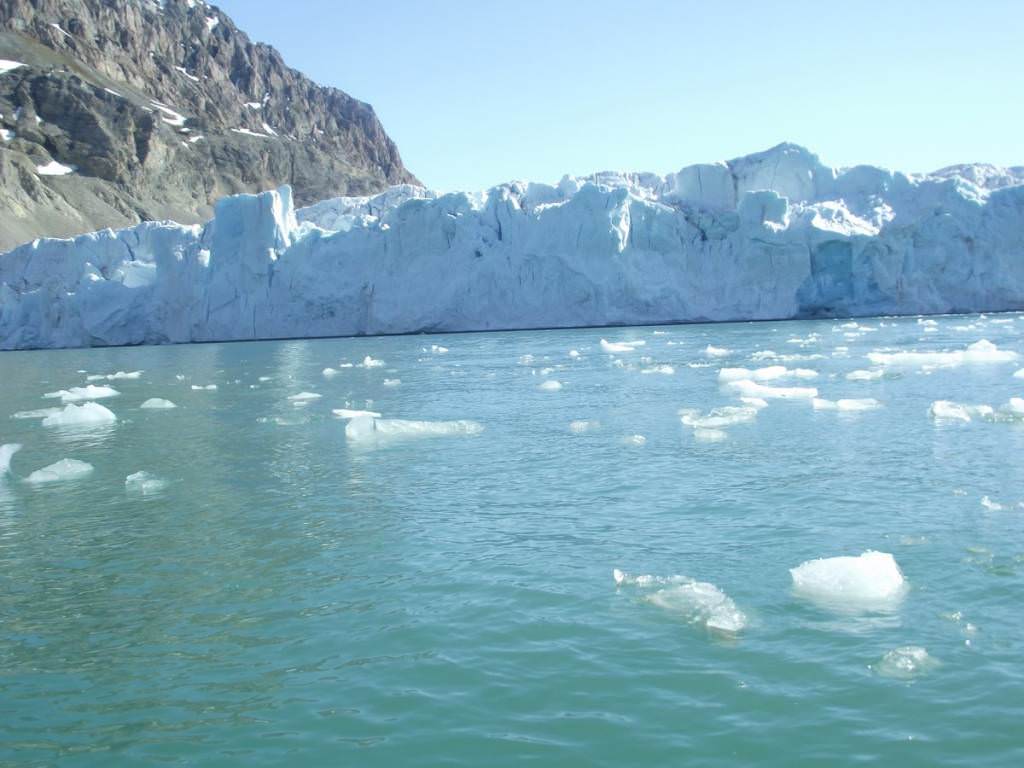 Παγετώνας στο Krossfjorden