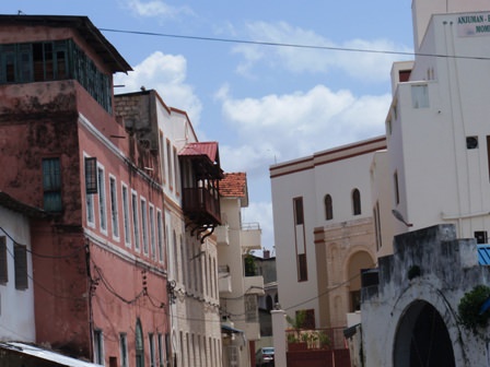 Παλιά πόλη: ένα κράμα επιρροών από τους λαούς που την κατοίκησαν