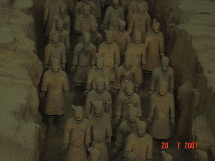 Πηλινος στρατος