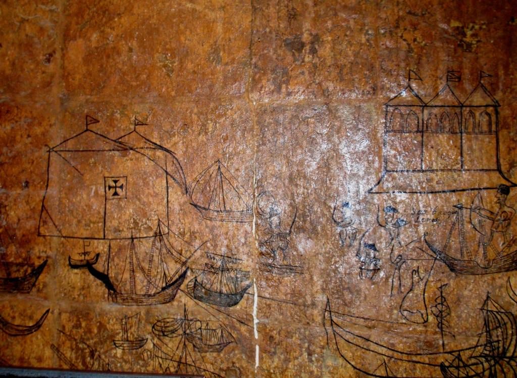 Πορτογαλικές ζωγραφιές στον τοίχο μέσα στο Fort Jesus