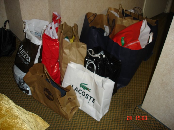 Τα ψώνια από το Woodbury