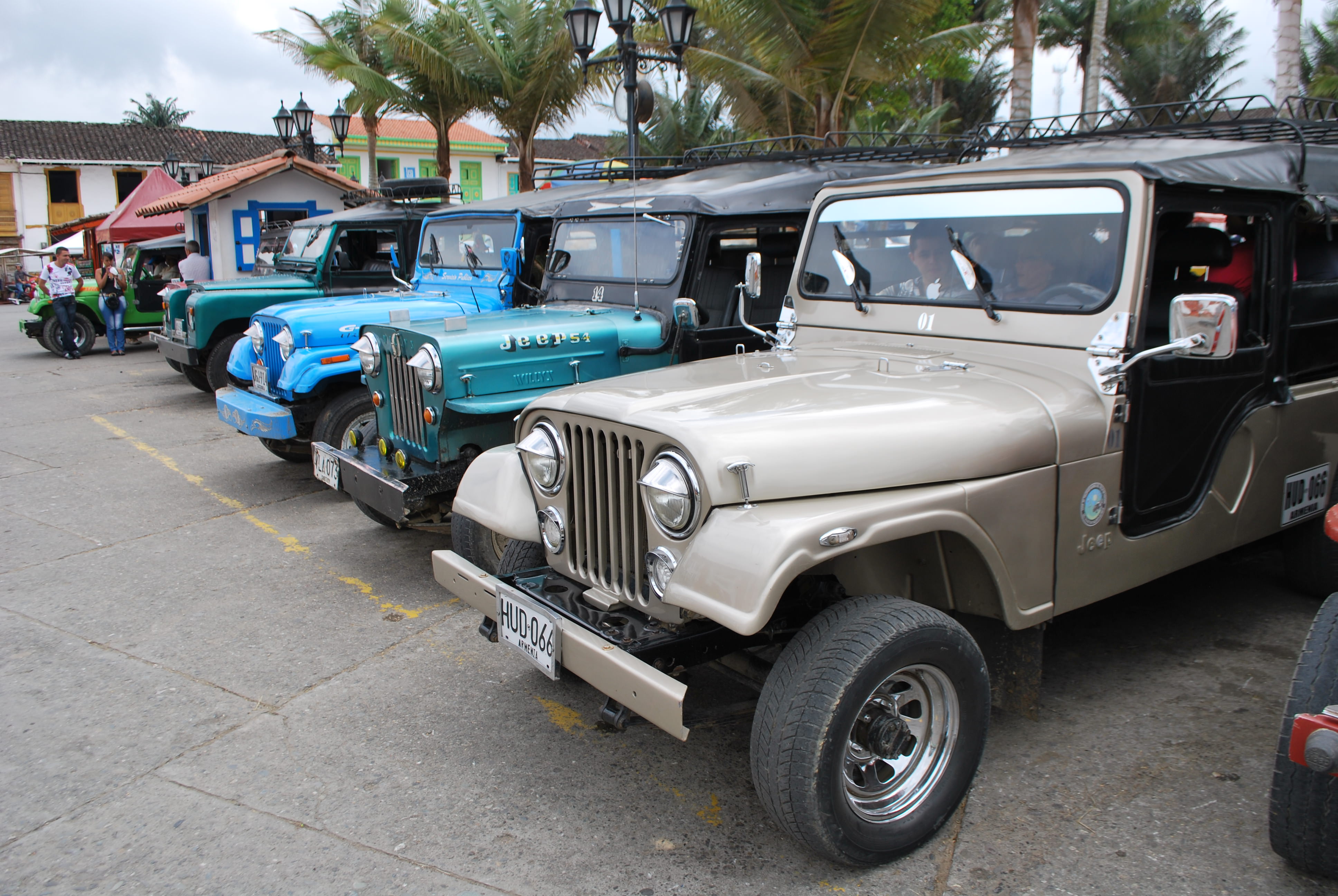 Τα jeeps για τα Cocora