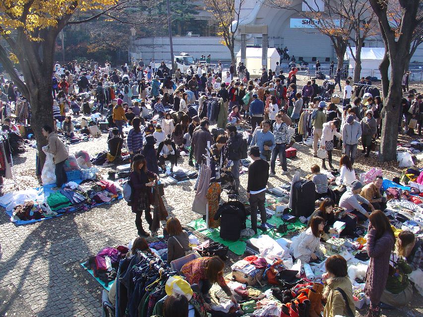 Υπαίθρια αγορά στο πάρκο του Harajuku