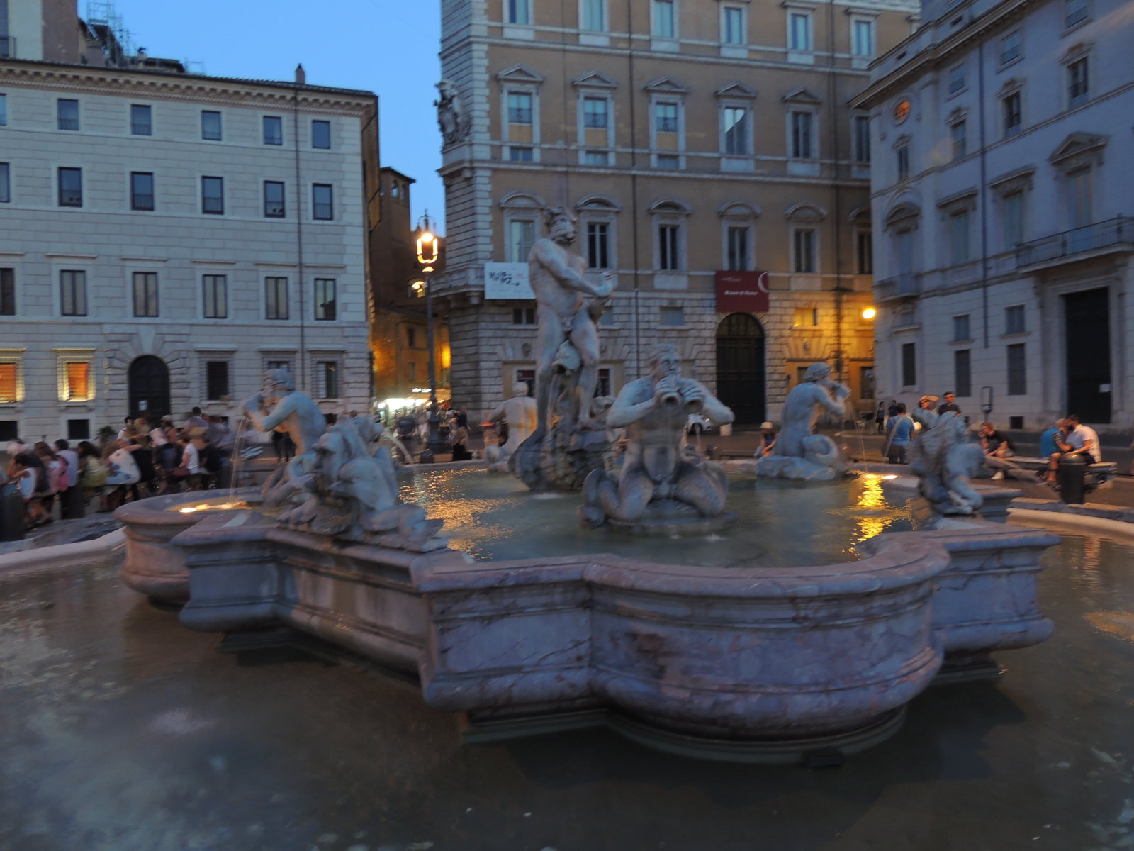 ΦΟΝΤΑΝΑ ΝΤΙ ΜΟΡΟ