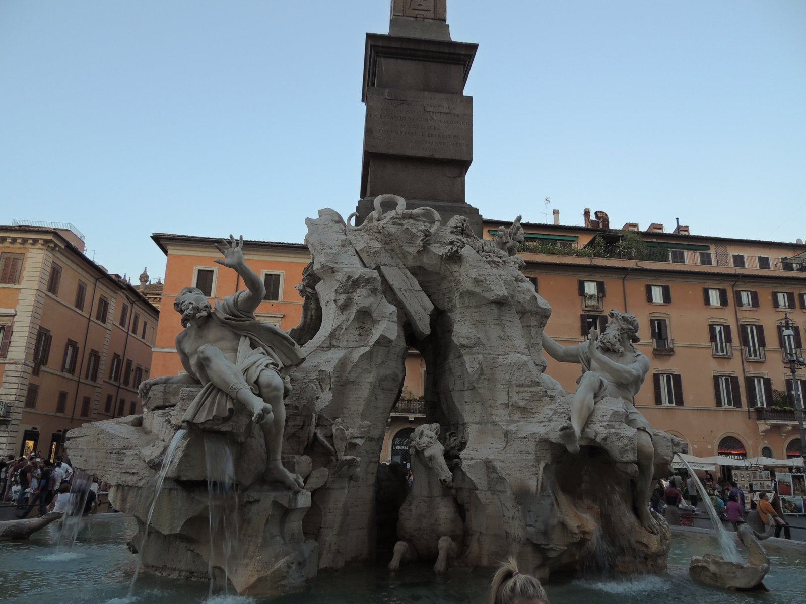 ΦΟΝΤΑΝΑ ΝΤΙ ΝΕΤΟΥΝΟ