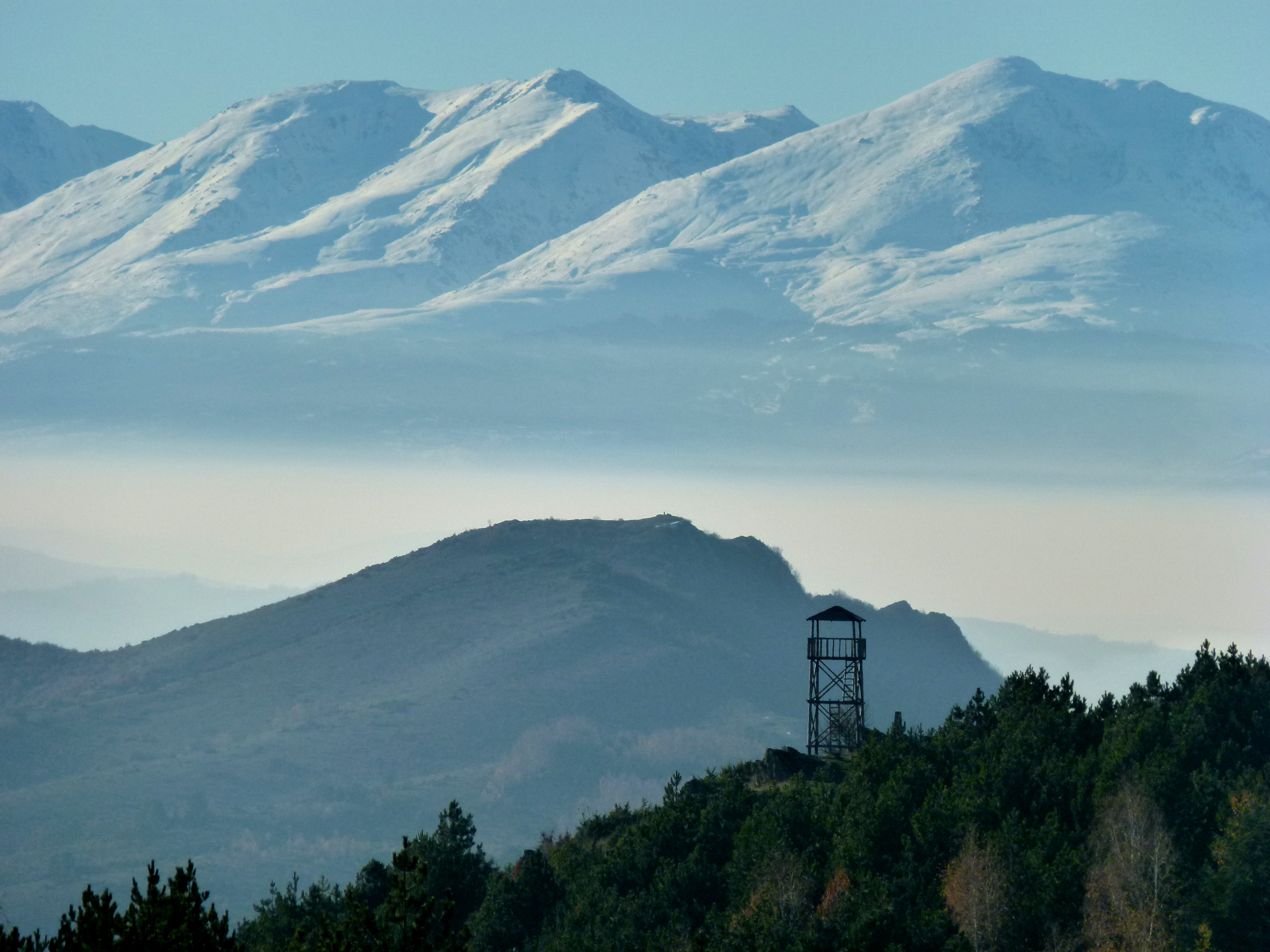 Χειμωνιάτικο τοπίο λίγο έξω από τα Σκόπια