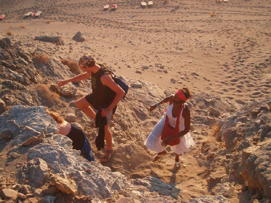 ανεβαίνοντας_από_την_παραλία