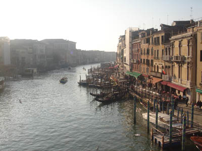 θέα απο τη γέφυρα Rialto