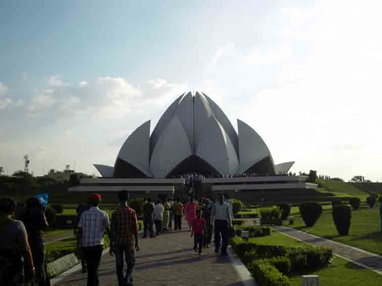ναος του Λωτου, Νεο Δελχι