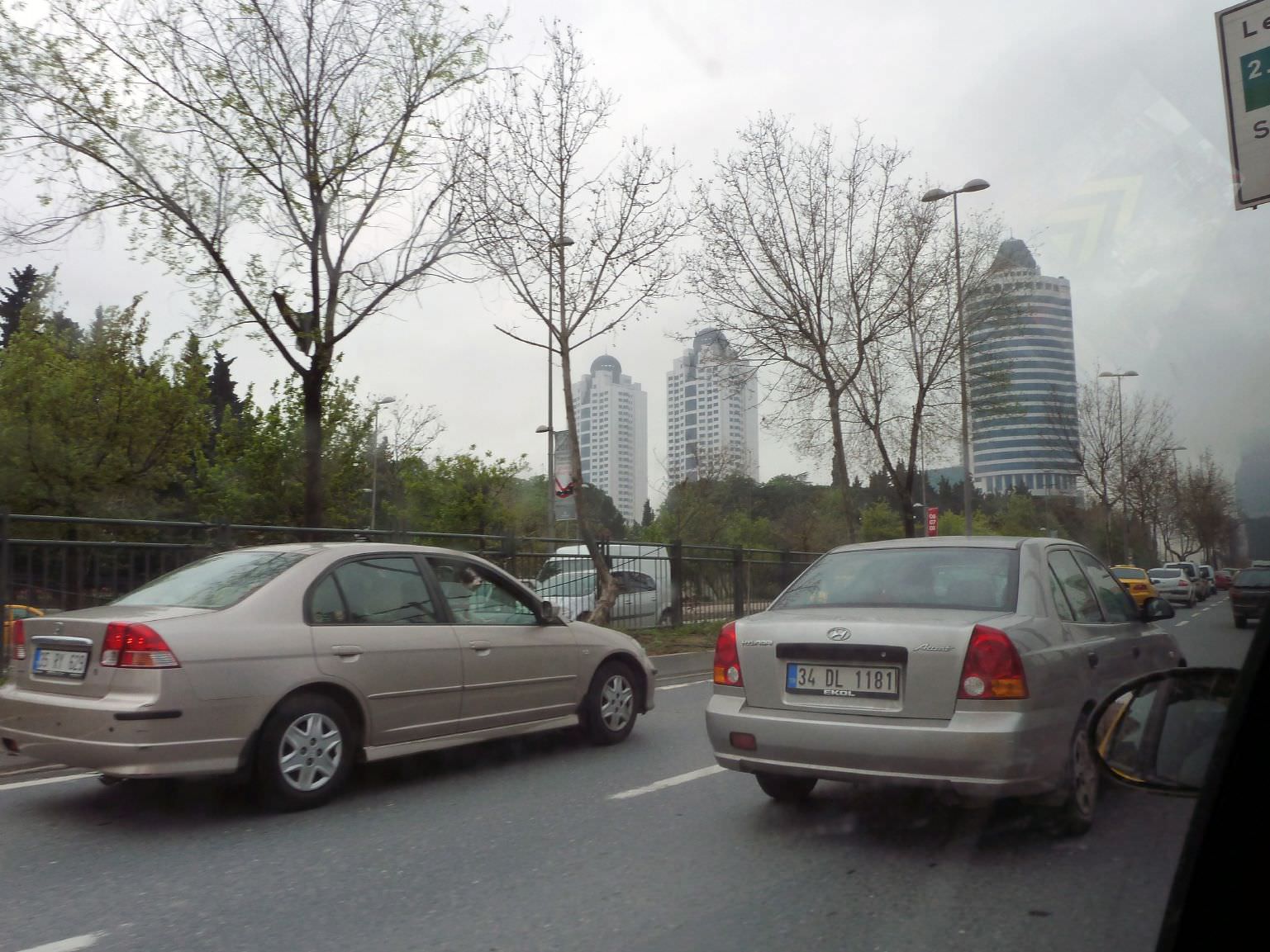 προς Levent