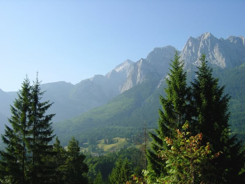 010 A view of direction Grainau - Alpspitze - Waxensteine