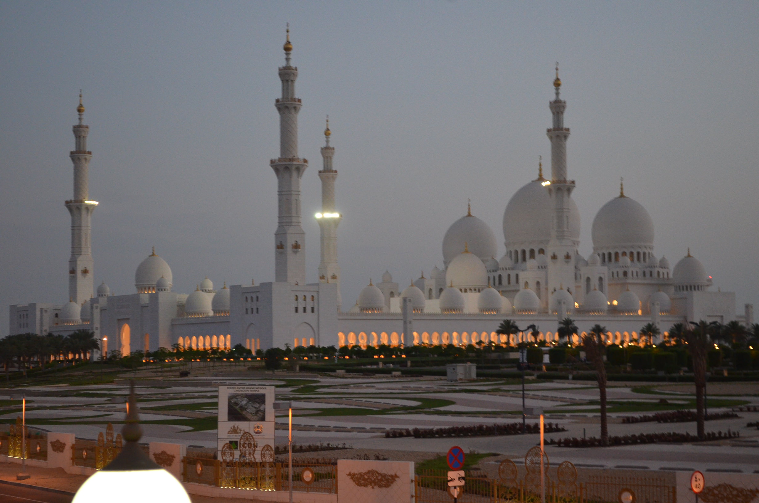 Abu Dhabi  Sheikh Zayed Grand Mosque