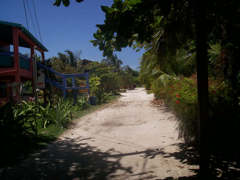 AMBERGRIS CAYE