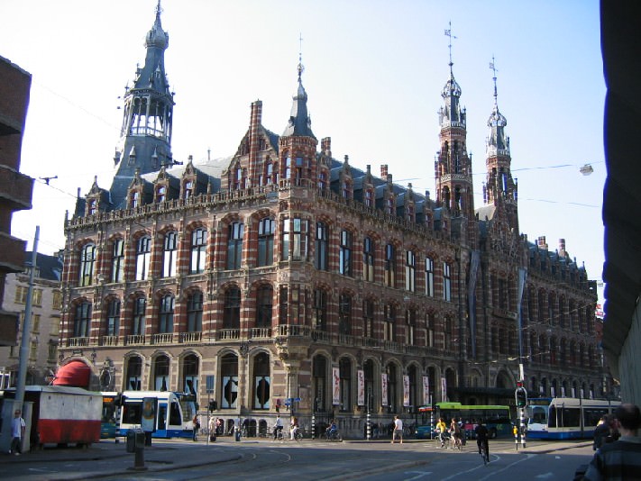 amsterdam magna plazza