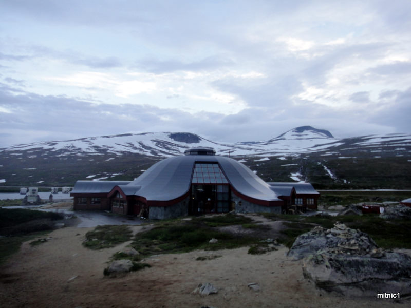 Arctic circle centre