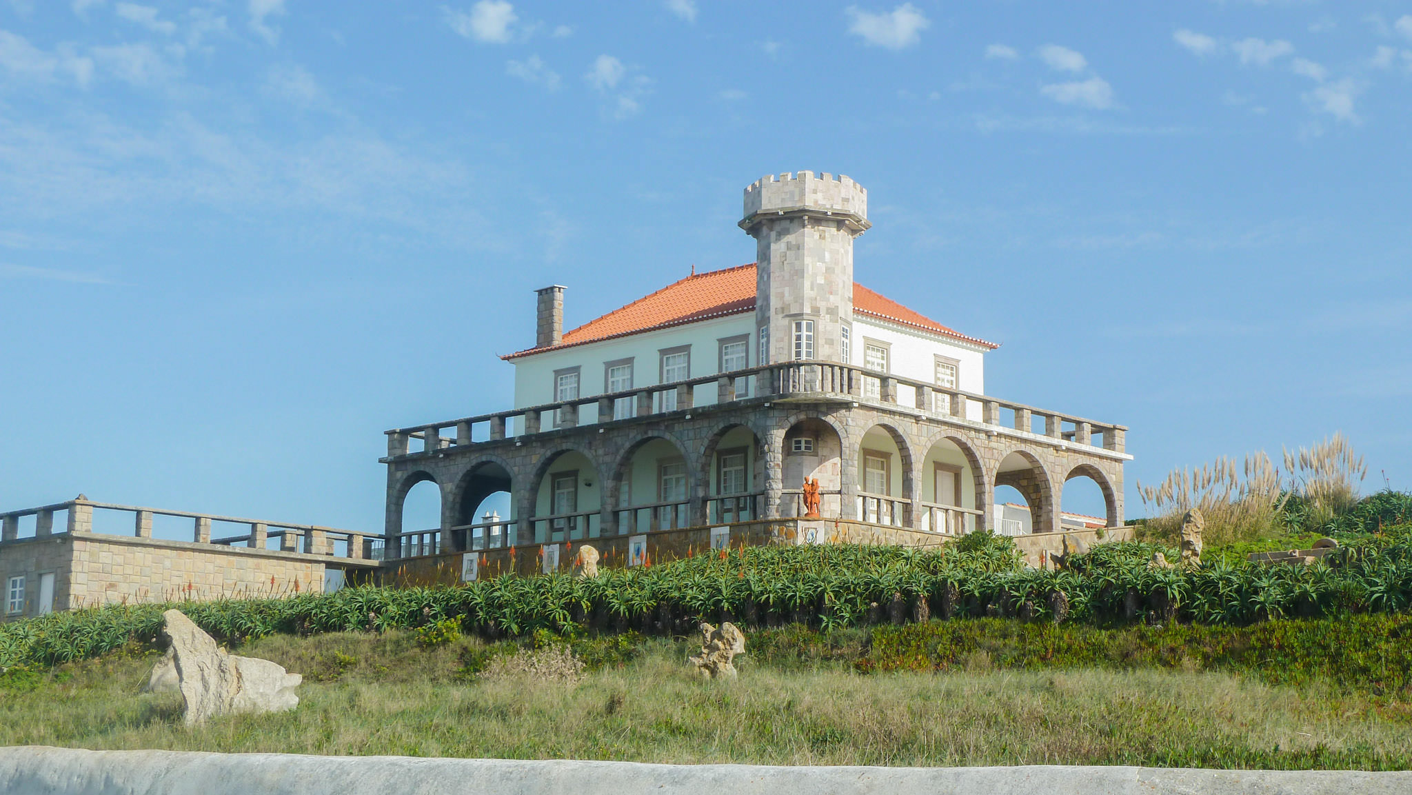 Azenhas do Mar - Atlantic Ocean