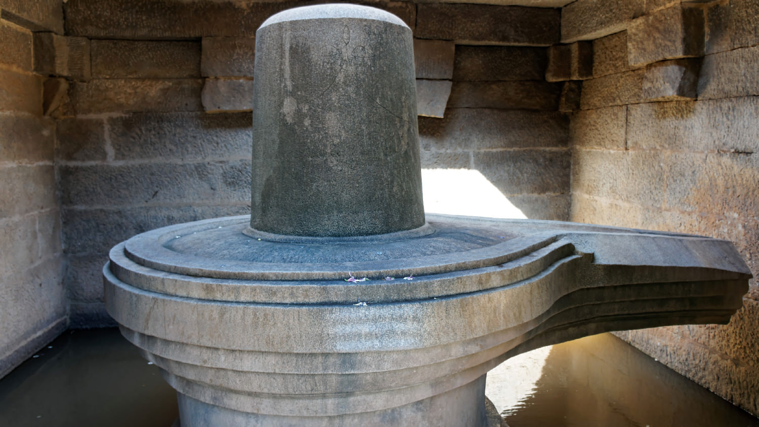 Bandaviling temple
Hampi, Karnataka (UNESCO)