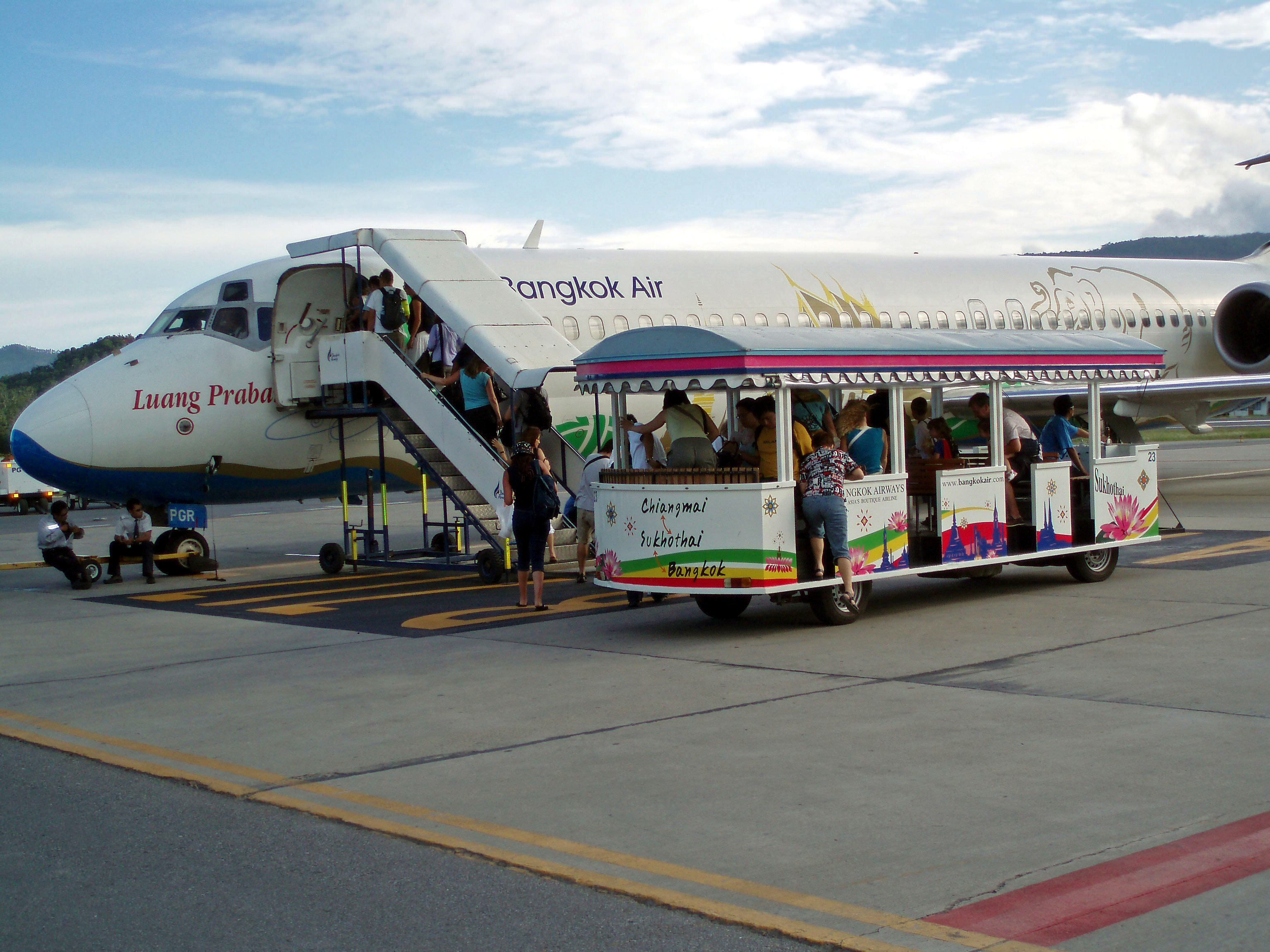 Bangkok Air (B 727)