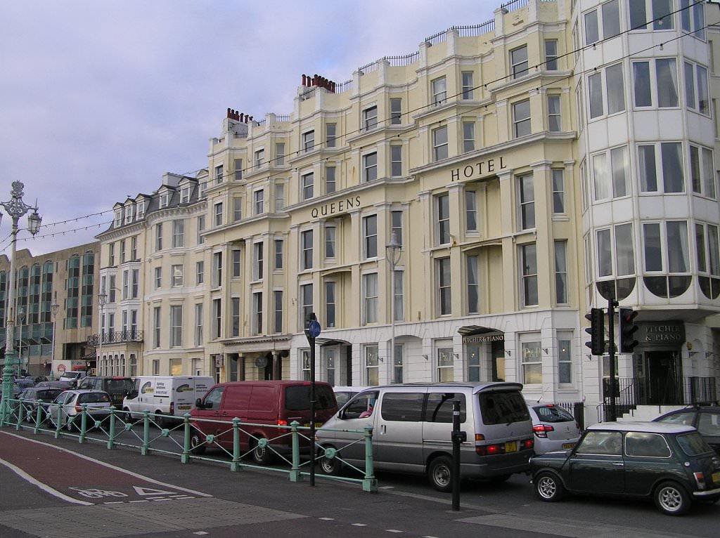 Brighton Seafront King's Road