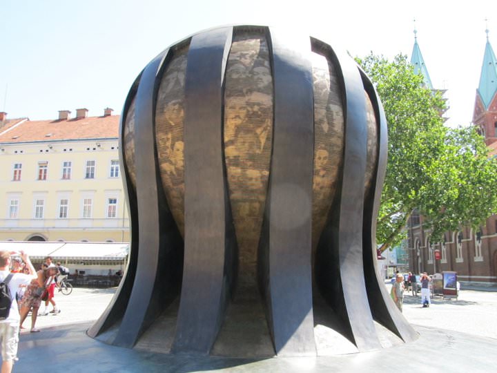 Bronze monument for the National Liberation War,Μαριμπορ-Σλοβενια