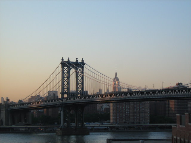 Brooklyn bridge με το λυκόφως