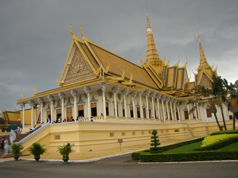 cambodia 8/2011 Pnom Penh Palace