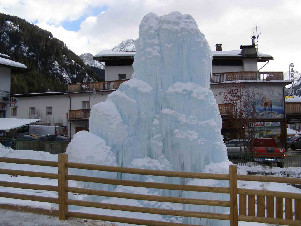 Canazzei παγωμένο συντρινάνι