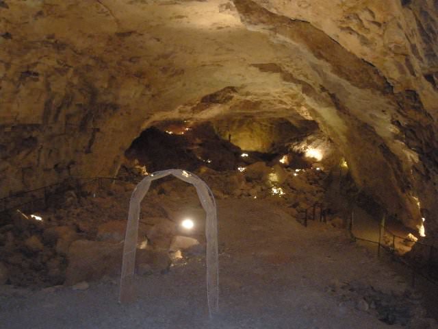 caverns_route66_640x480