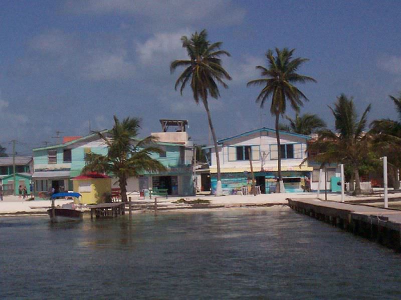 CAYE CAULKER