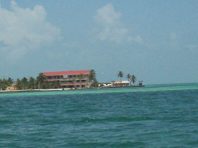 CAYE CAULKER