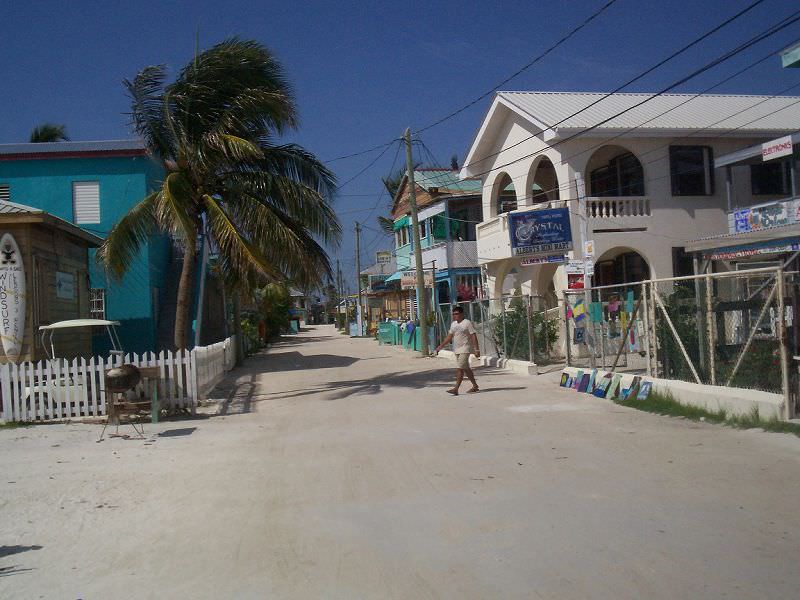 CAYE CAULKER