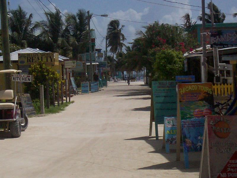 CAYE CAULKER